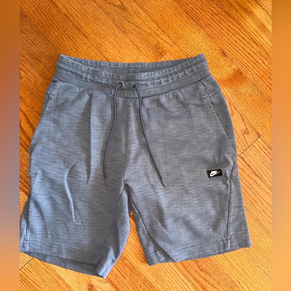 Men’s Nike Sweat Shorts M with side zipper pocket